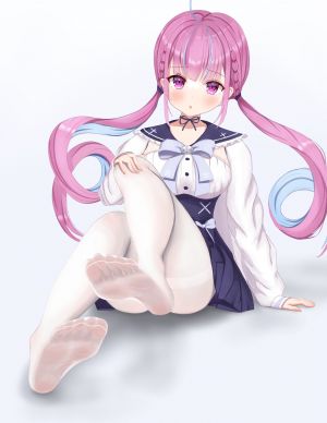 Vtuber,Hololive,湊あくあ,zero_ichi,single,长发,長身像,视线正对,脸红,前发,開口,白背景,坐姿,双马尾,粉发,呆毛